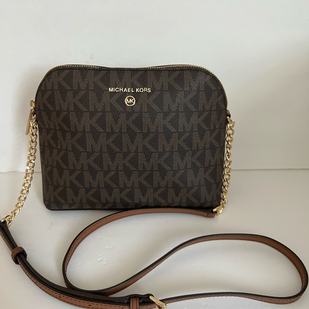 NWT MICHAEL KORS CINDY DOME CROSSBODY BAG